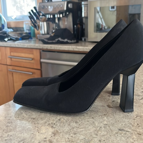 PRADA HEELS, excellent condition 37.5 - Picture 3 of 3